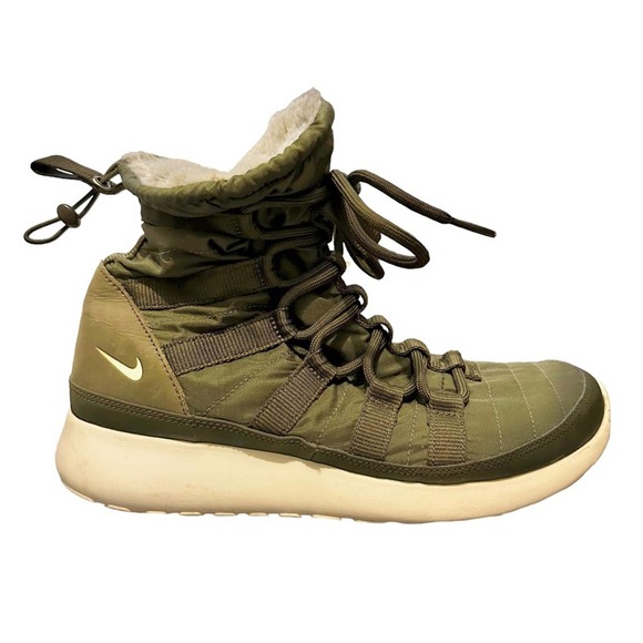 Nike Shoes - NIKE Army Green Roshe Run Hi Fuzzy Sneaker Boot